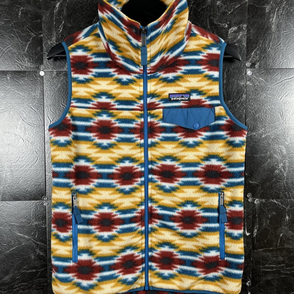 Patagonia Women's Beige Synchilla Aztec Fleece Vest Small